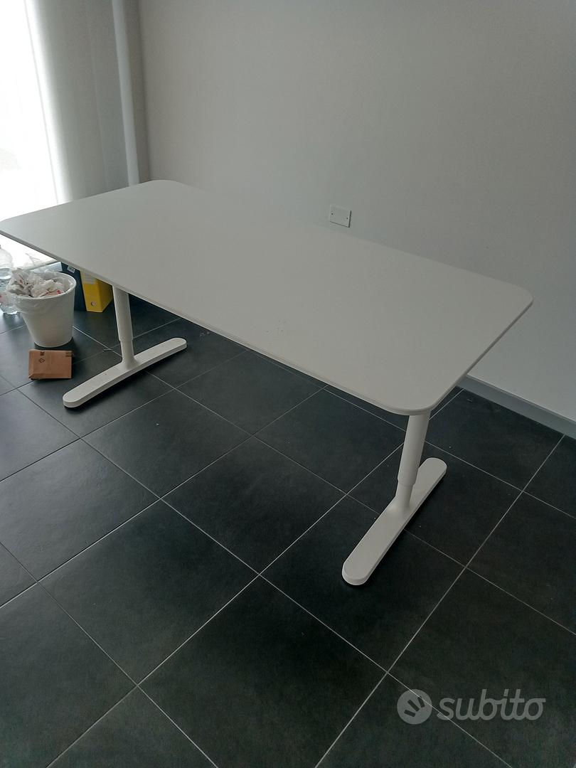 BEKANT Scrivania, bianco, 160x80 cm - IKEA Italia