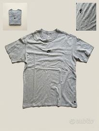 Nike The Nike Tee grigia logo ricamato - taglia M