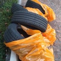 Gomme Quattro Stagioni Pirelli 215/65/16