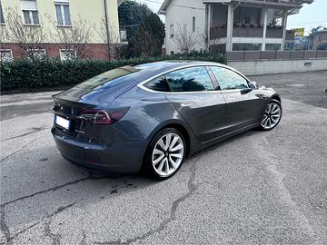 tesla model 3 long range