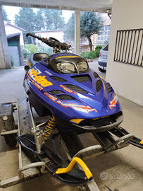 Skidoo summit 800 motoslitta