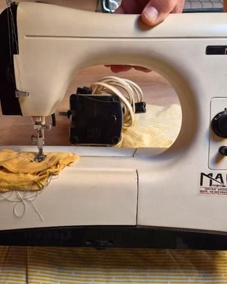 Necchi 544 macchina da cucire