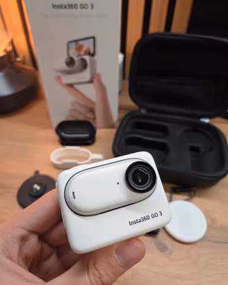Insta360 GO3 + accessori