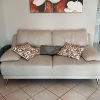 Due divani in pelle Divani&Divani.