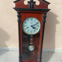 Orologio da muro con pendolo