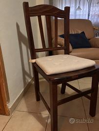 Sedia in legno massello stile classico