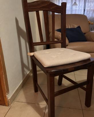 Sedia in legno massello stile classico