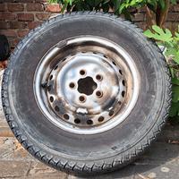 Cerchione Volkswagen T3 e T2 con gomma 185 r14 C