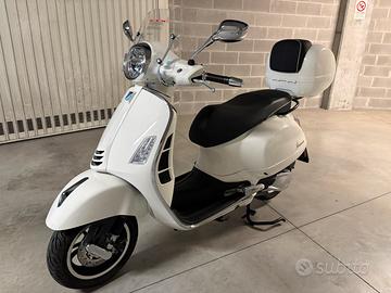 Vespa GTS 300