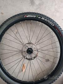 Ruota anteriore mtb 100x15 shimano center lock