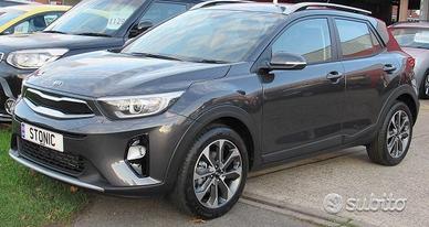 Porta sportello anteriore posteriore kia stonic