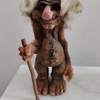 troll nyform numero  112 alto 42 cm