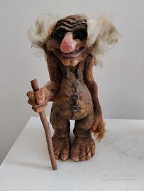 troll nyform numero  112 alto 42 cm