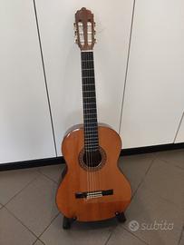 Chitarra classica Alhambra 4P