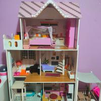 Casa Barbie in legno piú accessori 