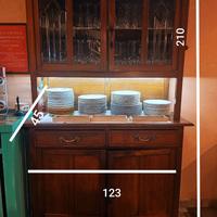 vetrina credenza
