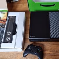 XBOX ONE 500Gb + 2 joistick + Kinet + 16giochi