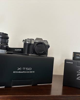 FUJIFILM X-T50 Kit con Ottica XC15-45mmF3.5-5.6 OI