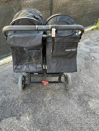 Passeggino gemellare