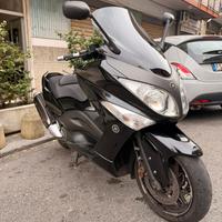 Yamaha T-Max 500
