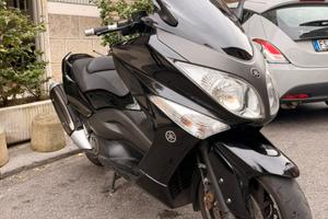 Yamaha T-Max 500