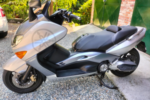 Scooter YAMAHA TMAX500