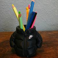 Organizzatore da scrivania piumino stile Nike