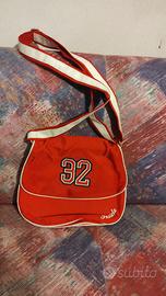 borsa a tracolla sportiva Invicta colore rosso