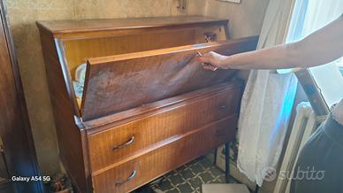 credenza bassa vintage