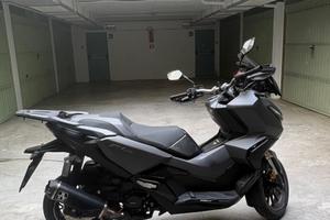 Honda Adv 350