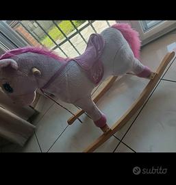 unicorno a dondolo