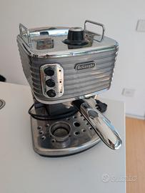macchina da caffè espresso De Longhi Scultura 