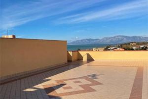 Appartamento di 152 m² con 5 locali e box auto dop
