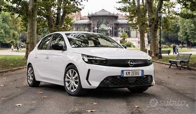 Opel Corsa - APERTI AD AGOSTO