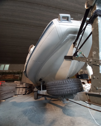 Gommone Marshall ,+motore Yamaha 100 e carrello