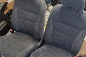 Honda Civic 1.5 v-tec del 1996 sedili anteriori 