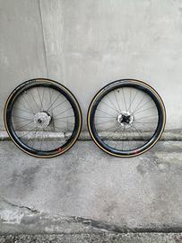 Ruote corsa carbonio Fulcrum Wind complete