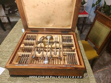 servizio di posate argentone