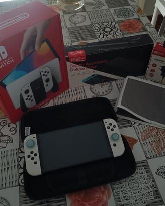 Nintendo Switch Oled ancora in garanzia 