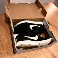 Nike Air Max motion low