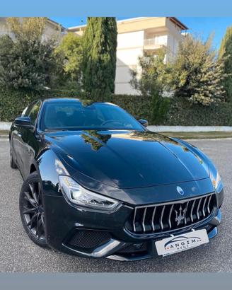 Maserati Ghibli V6 Diesel Gransport