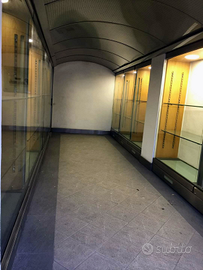 Locale commerciale in corso bucci