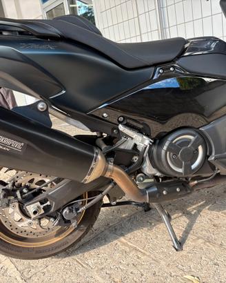 scarico AKRAPOVIC