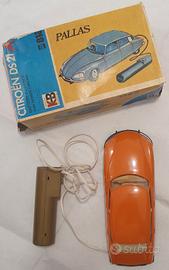 Citroën Ds scala 1/20 filoguidato  made in Greece