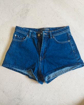 Pantaloncino di jeans Zara 
