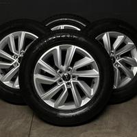 Cerchi in lega R16 + pneumatici