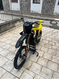 Suzuki rm 125