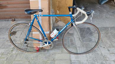 bici da corsa con telaio da collezionismo 