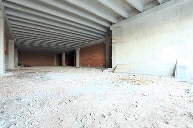Immobile di 739 m² con 2 locali a Vicenza