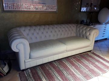 Divano 3p. in pelle KING Natuzzi mod. Chesterfield